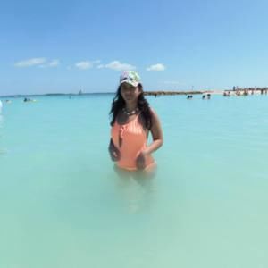 Meet your Posher, Jackie